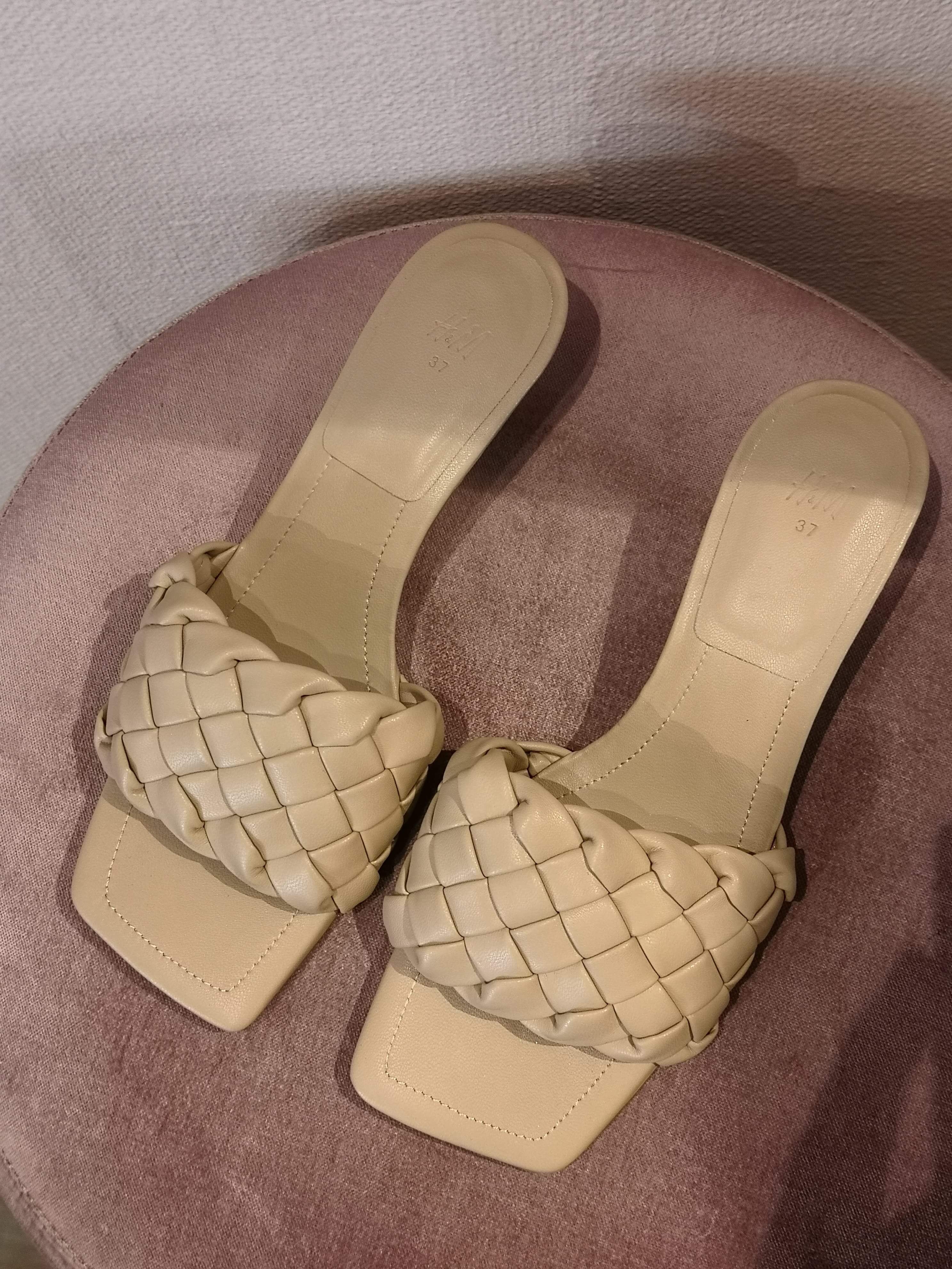H&M - Slippers
