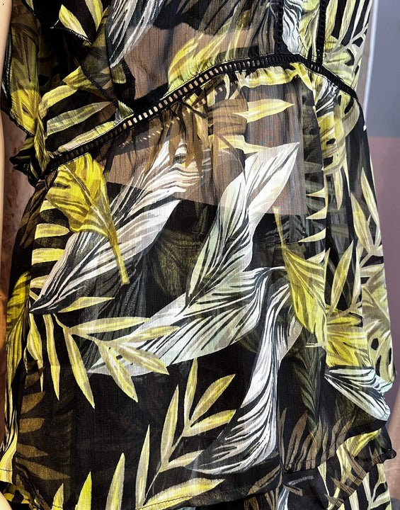 Culture - Top - Size: M