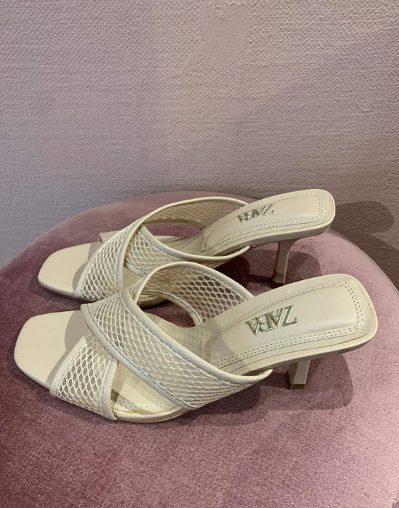 Zara - Slippers