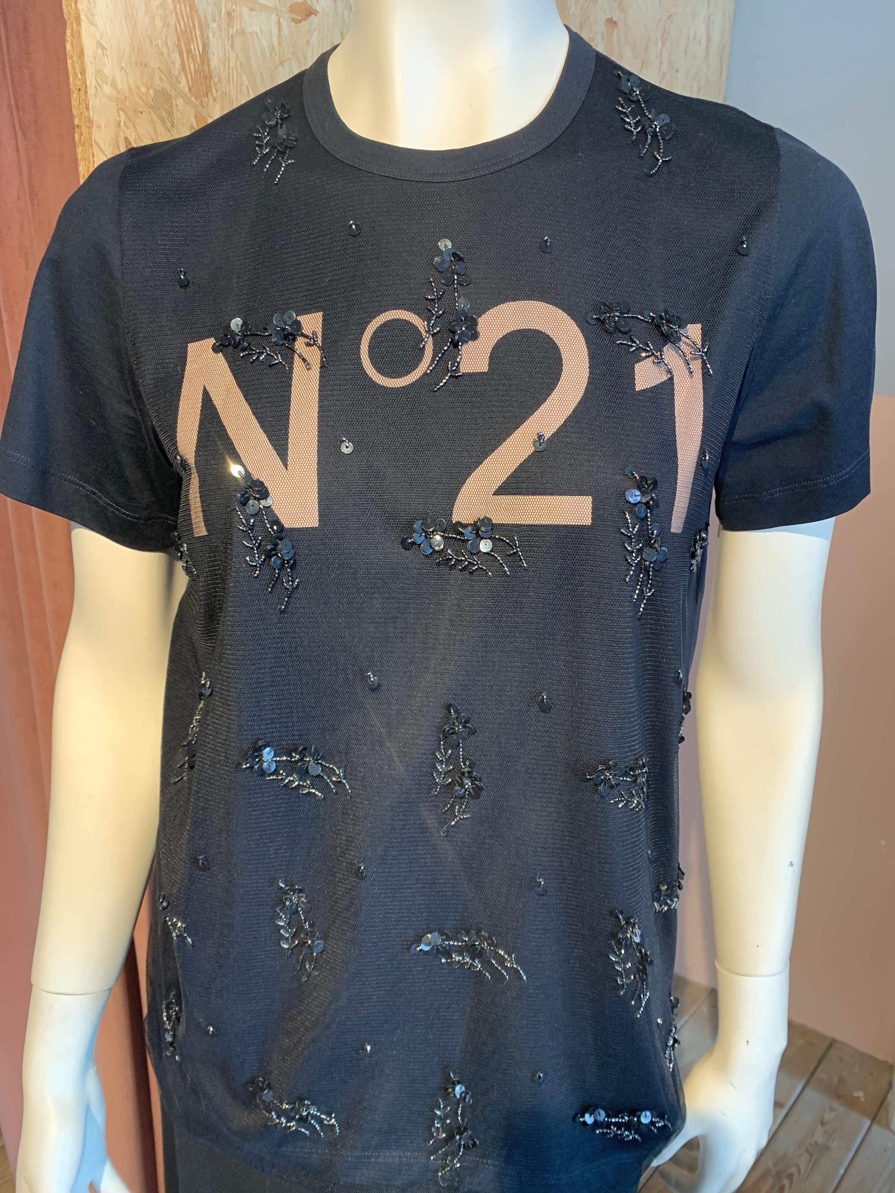 No. 21 - T-shirt