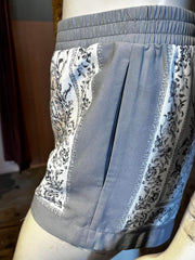 BCBG MAX AZRIA - Shorts - Size: XS