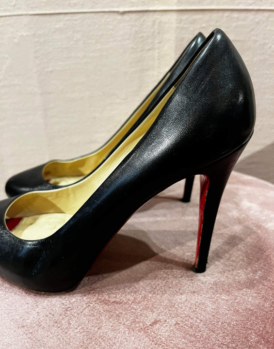 Christian Louboutin - Stiletter - Size: 39