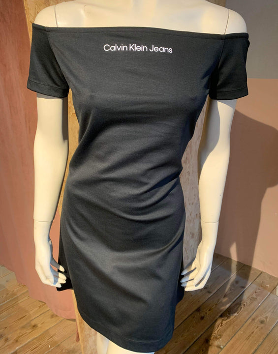 Calvin Klein - Kjole - Size: L
