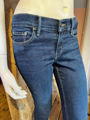 Levis - Jeans - Size: 28