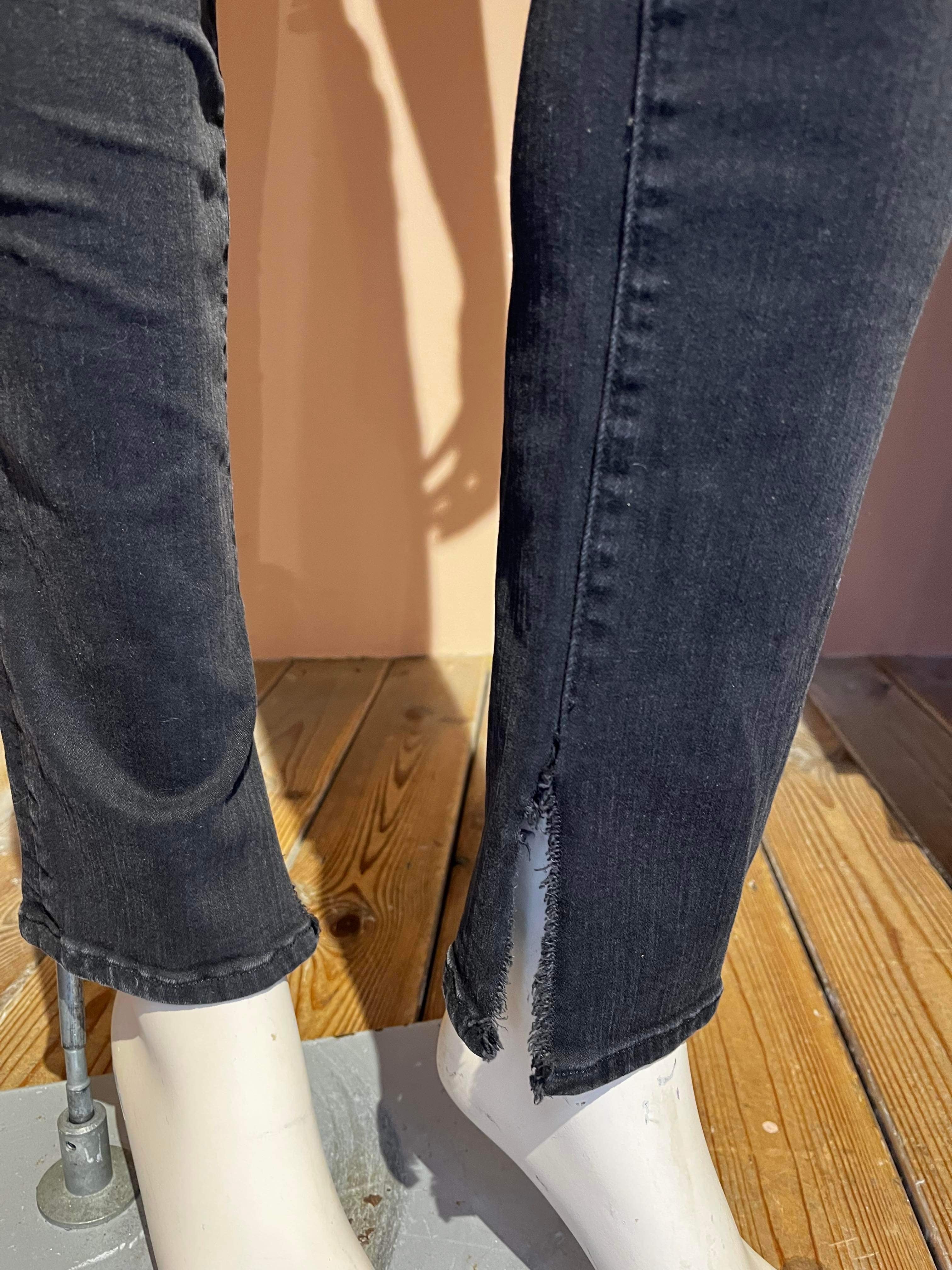 J Brand - Jeans