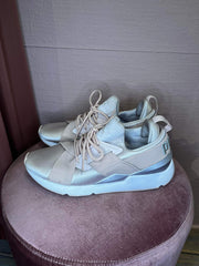 Puma - Sneakers - Size: 40 1/2